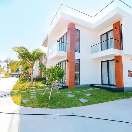 Biệt thự mặt tiền biển Saint Simeon Resort-3